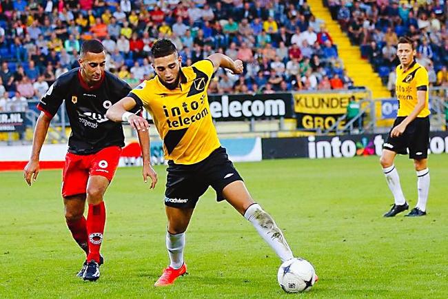 老鹰新星里 老鹰新星里