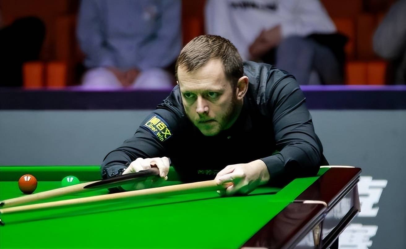 科利尔全场17投7中，砍下17分2篮板3助攻