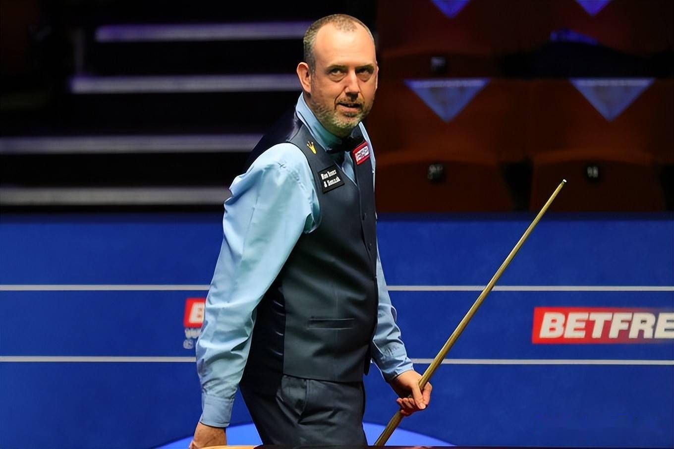 遭曼城球迷唱歌+TIFO挑衅？皇马2亿帝星造绝杀回击！当选官方MVP