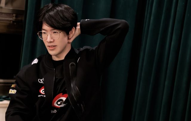 伯恩茅斯官 伯恩茅斯官